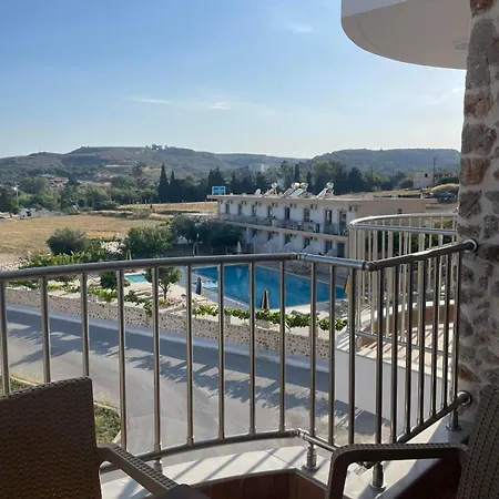 Paraschos Kardamaina Apartament