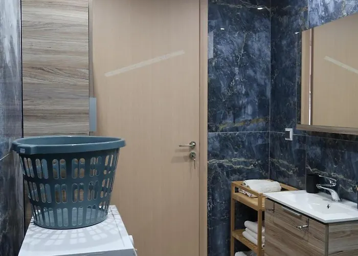 Paraschos Kardamaina * Kardamena (Kos)